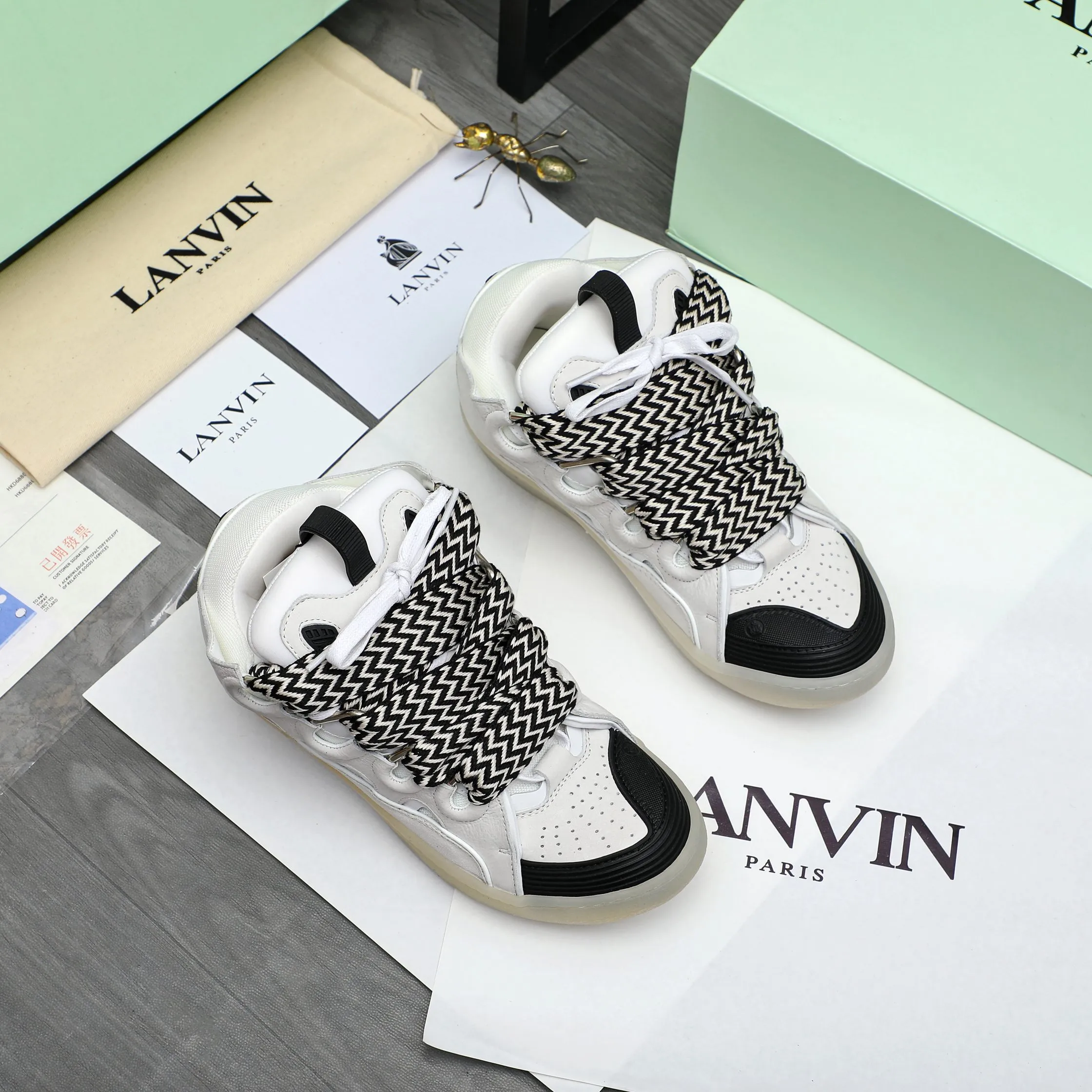 Men's shoes 💰740 [Lanvin] Lanvin high-end quality original couple's casual shoes - Upper: imported pebbled cowhide stitched with breathable mesh - Lining: Lycra elastic lining - Outsole: original rubber outsole - Super high quality control·Fine workmanship: highlighted (high-end·luxury·grade) -Size: 36-45 (45 can be customized)